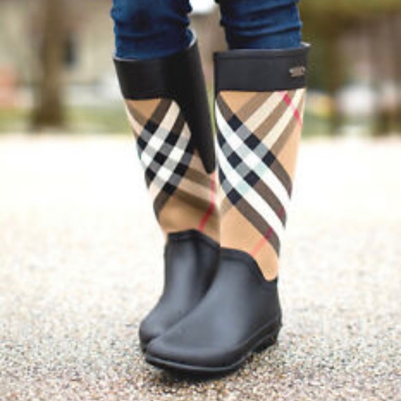 Burberry Shoes - Burberry Clemence Rain Boot in House Check